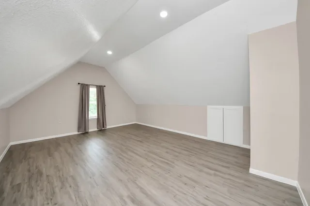 $275,000 | 343 Brompton Court, Highlands, TX 77562