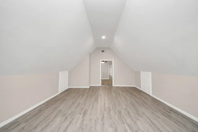 $275,000 | 343 Brompton Court, Highlands, TX 77562