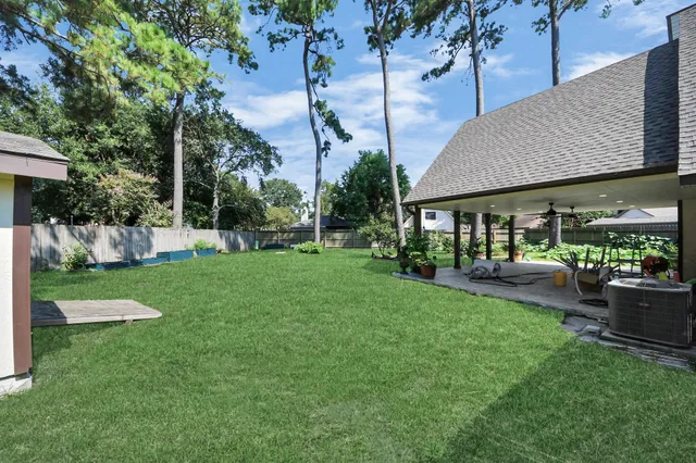 $275,000 | 343 Brompton Court, Highlands, TX 77562