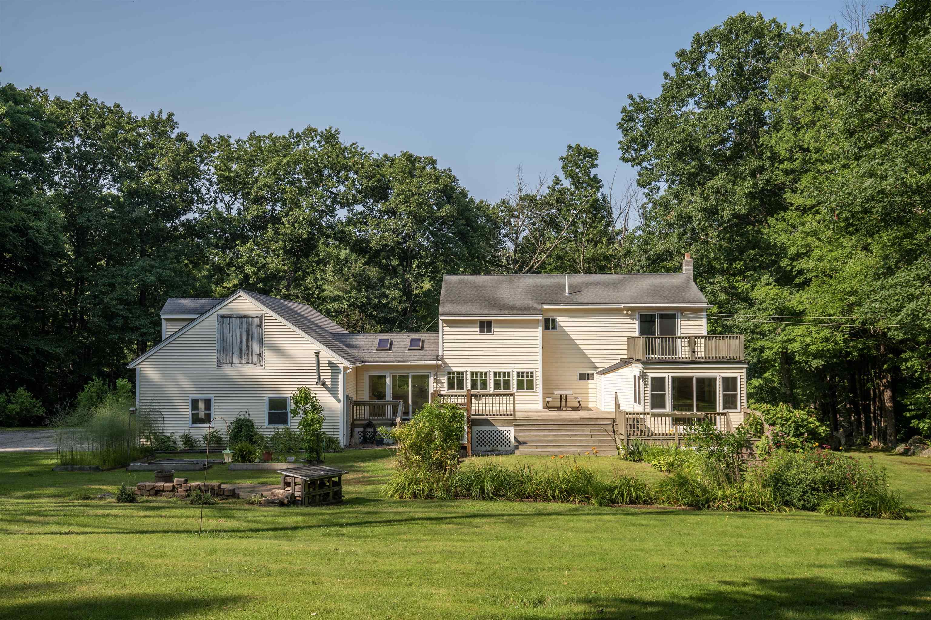 191 Critchett Road Candia, NH 03034 - Photo 4 of 39