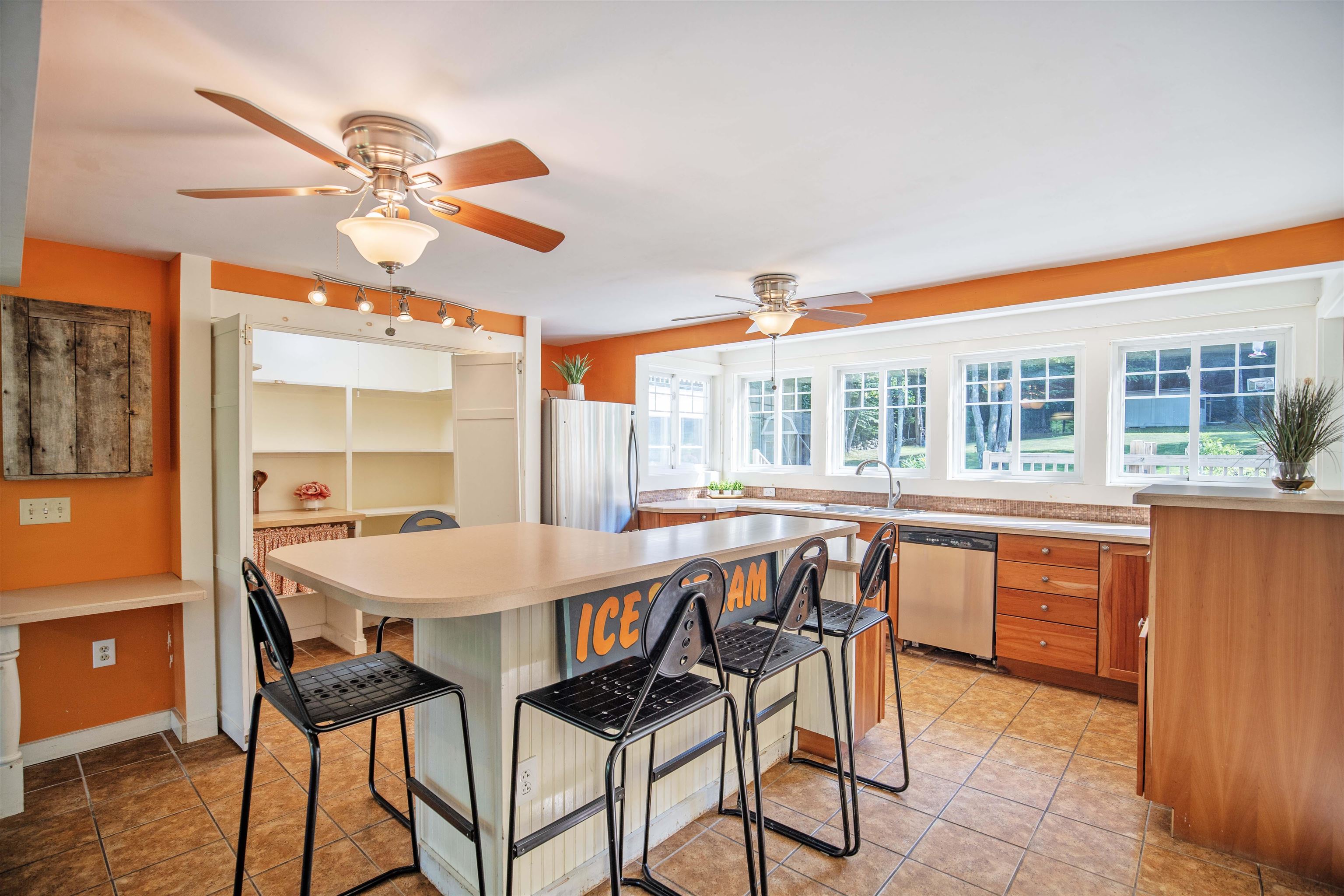 191 Critchett Road Candia, NH 03034 - Photo 8 of 39