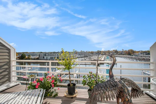 $1,099,000 | 409 Lake Drive, Unit 10, New Buffalo, MI 49117