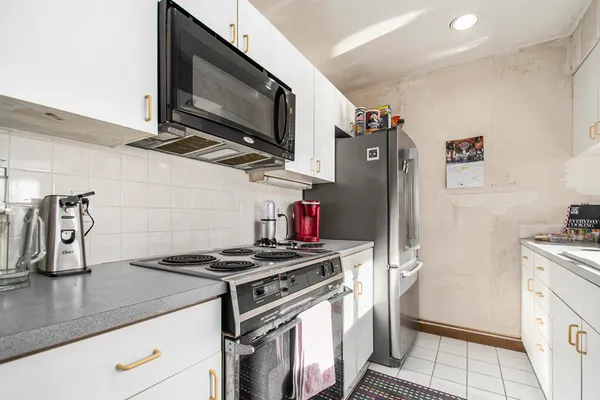 $1,099,000 | 409 Lake Drive, Unit 10, New Buffalo, MI 49117