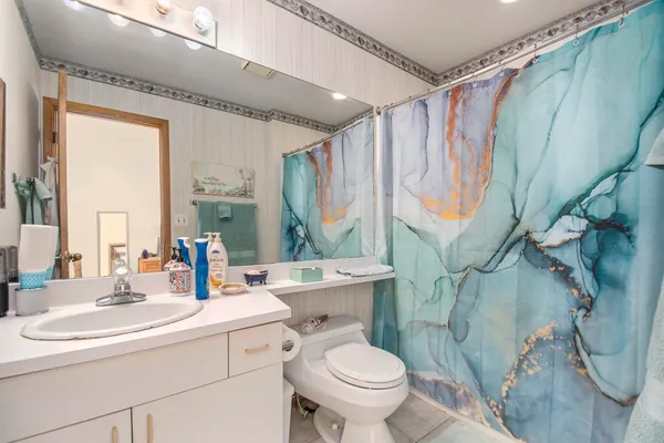 $1,099,000 | 409 Lake Drive, Unit 10, New Buffalo, MI 49117