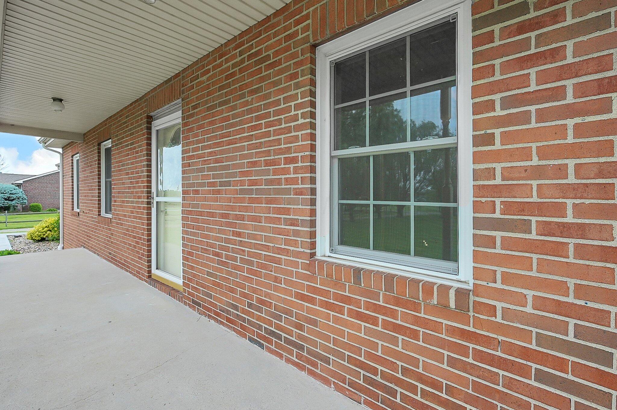 29938 Wolfe Road Circleville, OH 43113 - Photo 11 of 71 3-web-or-mls-29938-wolfe-rd