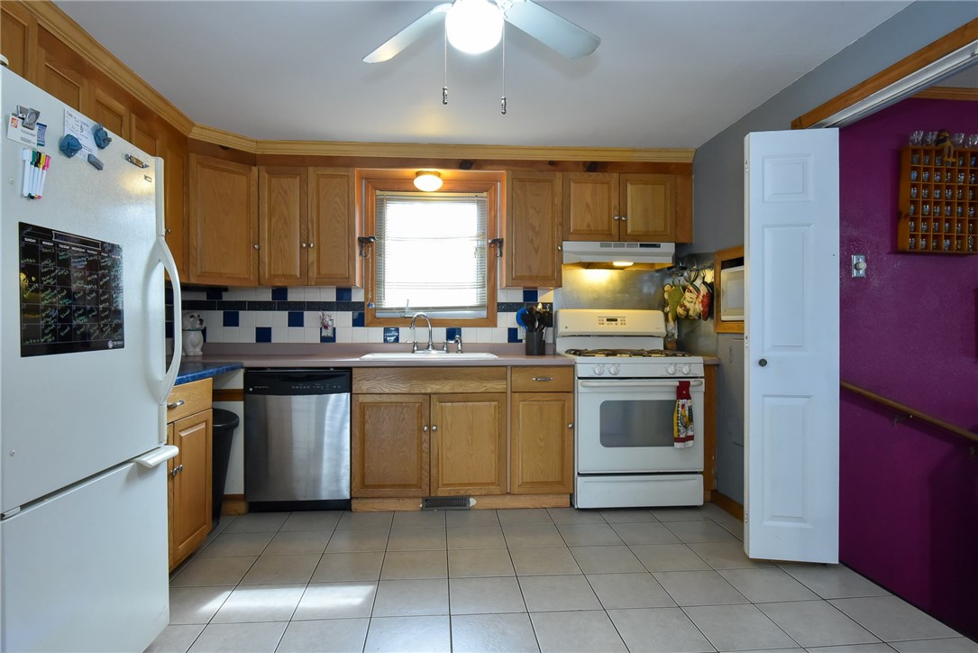 3 Harrington Road Coventry, RI 02816 - Photo 6 of 18
