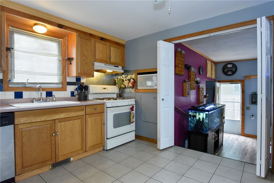 3 Harrington Road Coventry, RI 02816 - Photo 7 of 18
