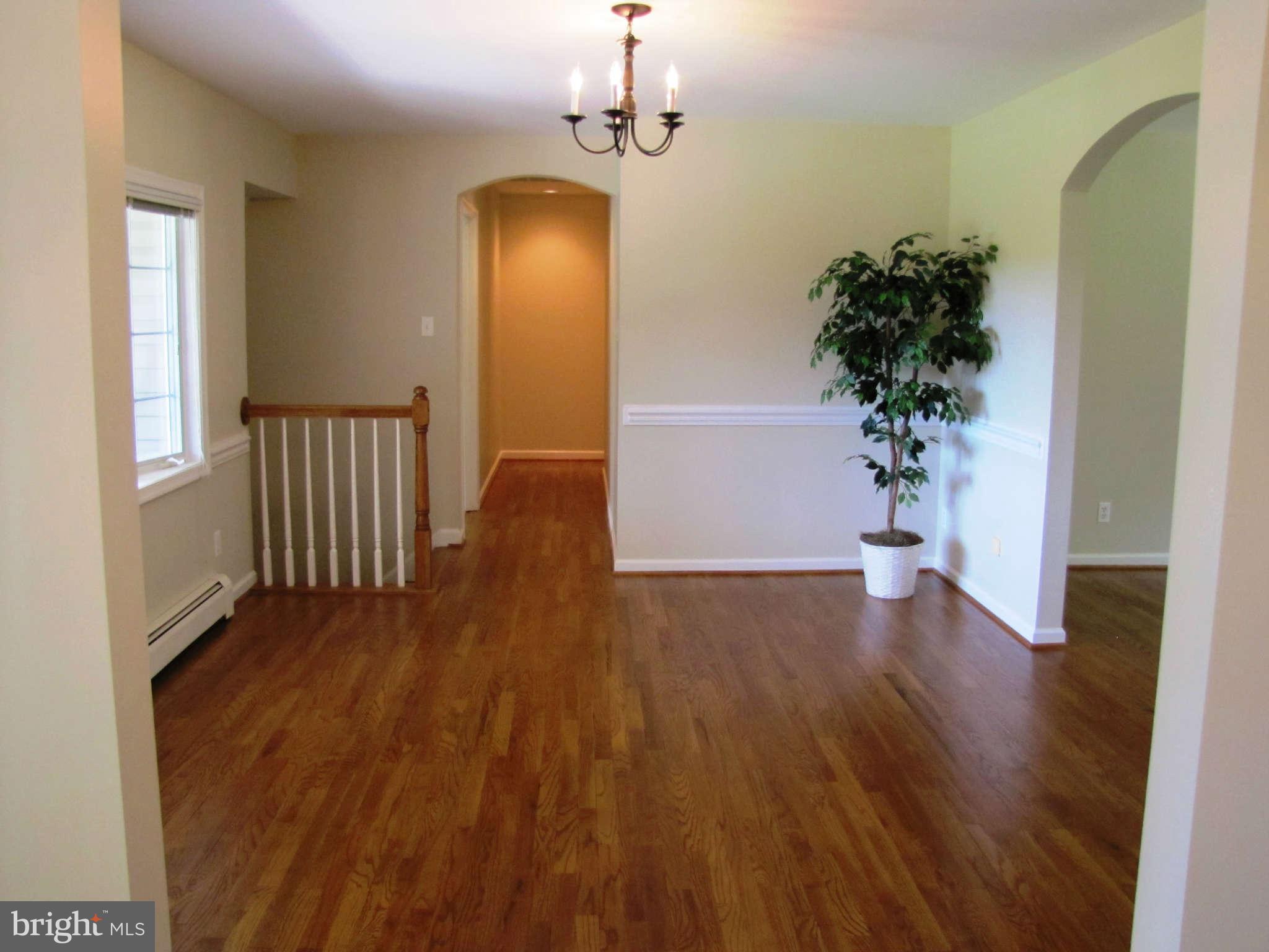 14148 Rover Mill Road West Friendship, MD 21794 - Photo 14 of 30 Living Room