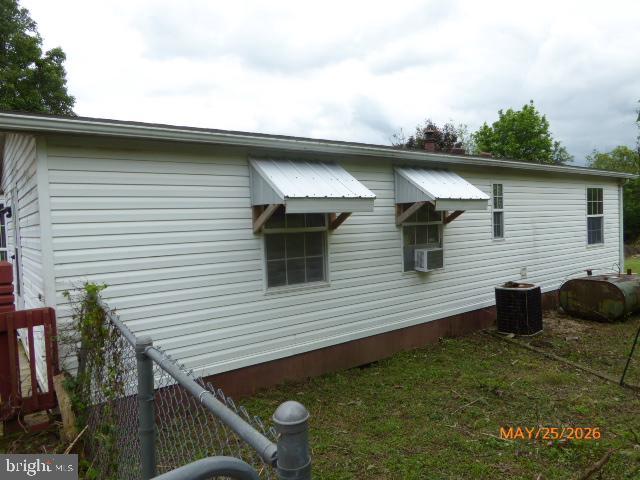 145 Jack Russell Ridge Romney, WV 26757 - Photo 5 of 14