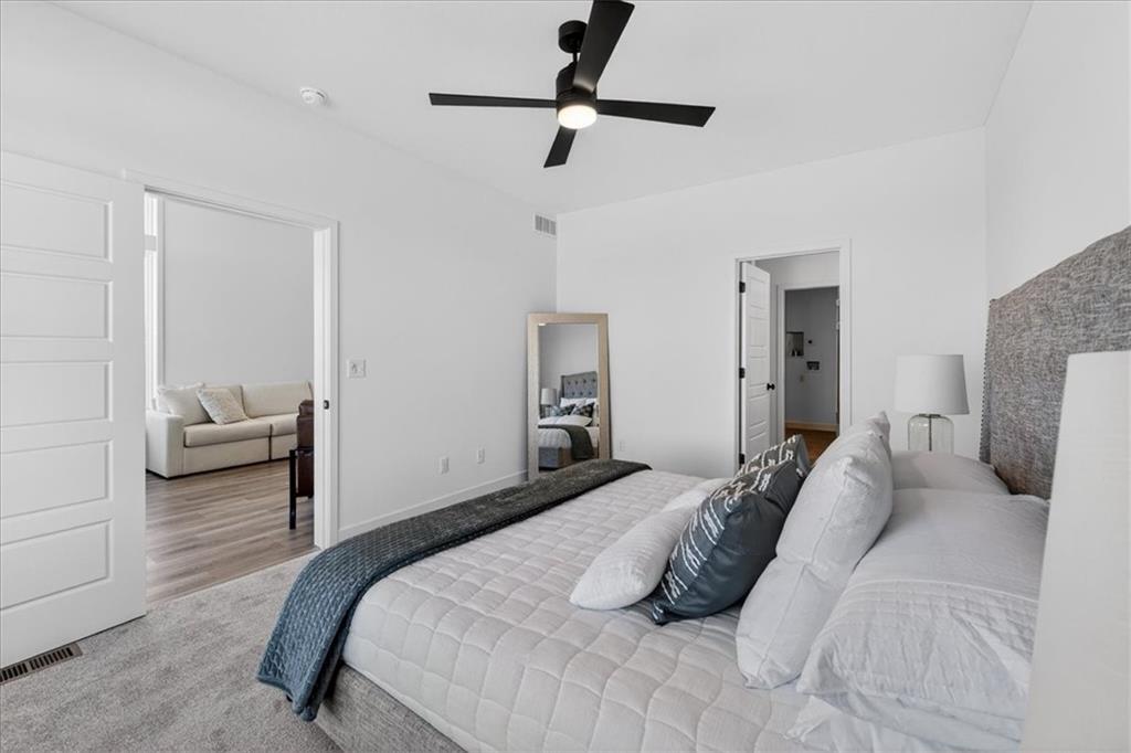 9312 Freedom Street Lenexa, KS 66227 - Photo 15 of 54