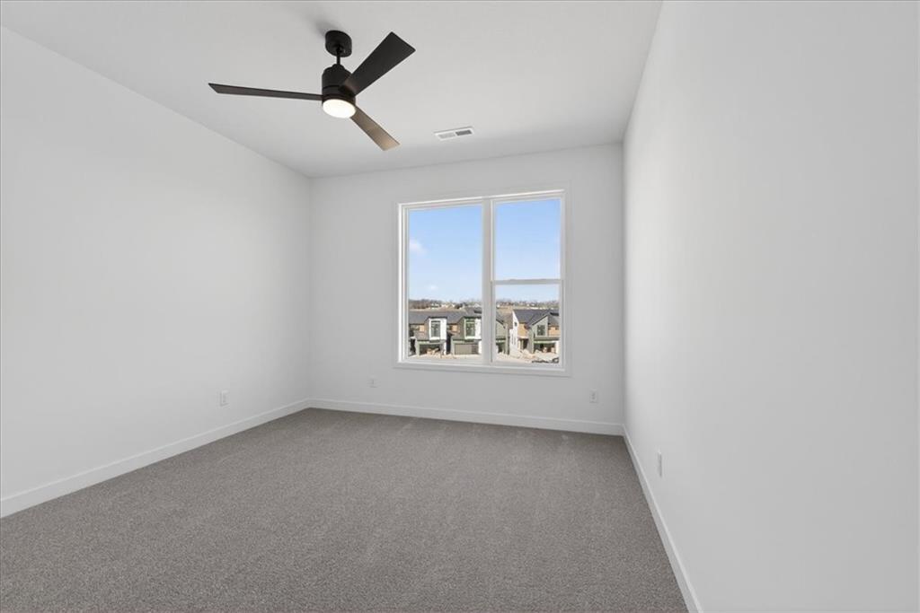 9312 Freedom Street Lenexa, KS 66227 - Photo 28 of 54