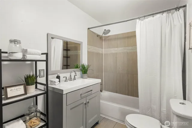 $399,000 | 703 East 54th Street, Tacoma, WA 98404