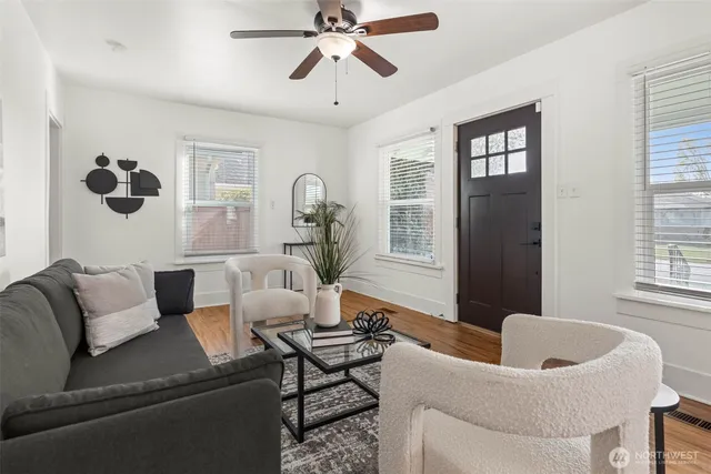 $399,000 | 703 East 54th Street, Tacoma, WA 98404