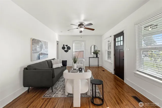 $399,000 | 703 East 54th Street, Tacoma, WA 98404