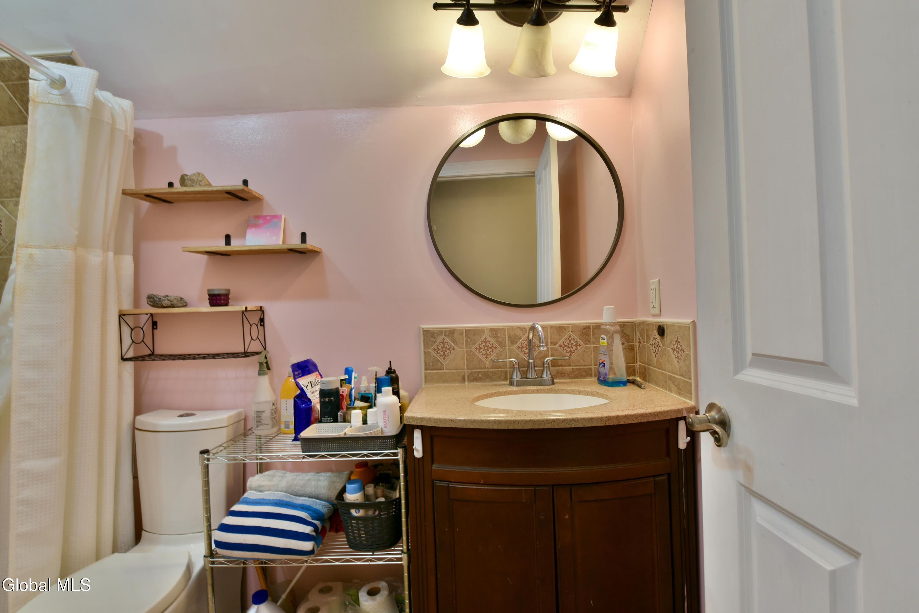 605 Plummer Road Ballston Spa, NY 12020 - Photo 39 of 64 Bath2