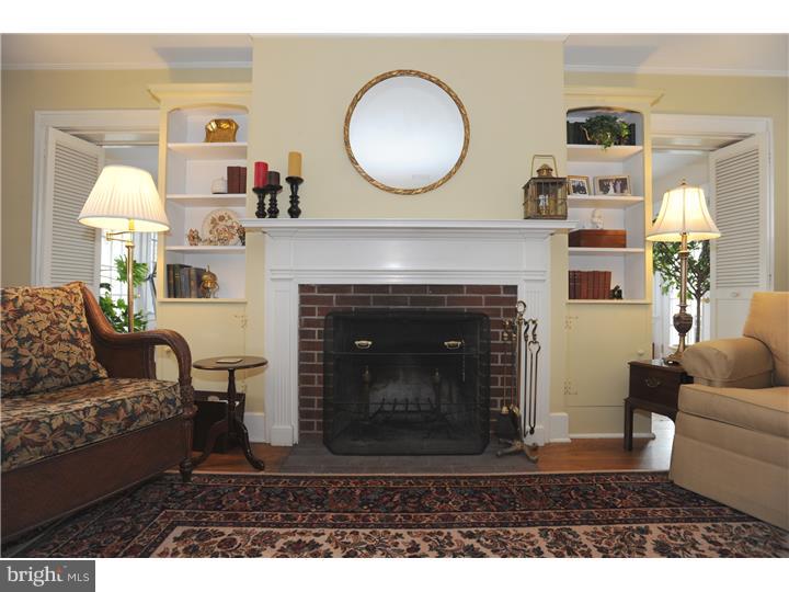 5386 Landis Mill Road Bethlehem, PA 18015 - Photo 6 of 19 Living Room