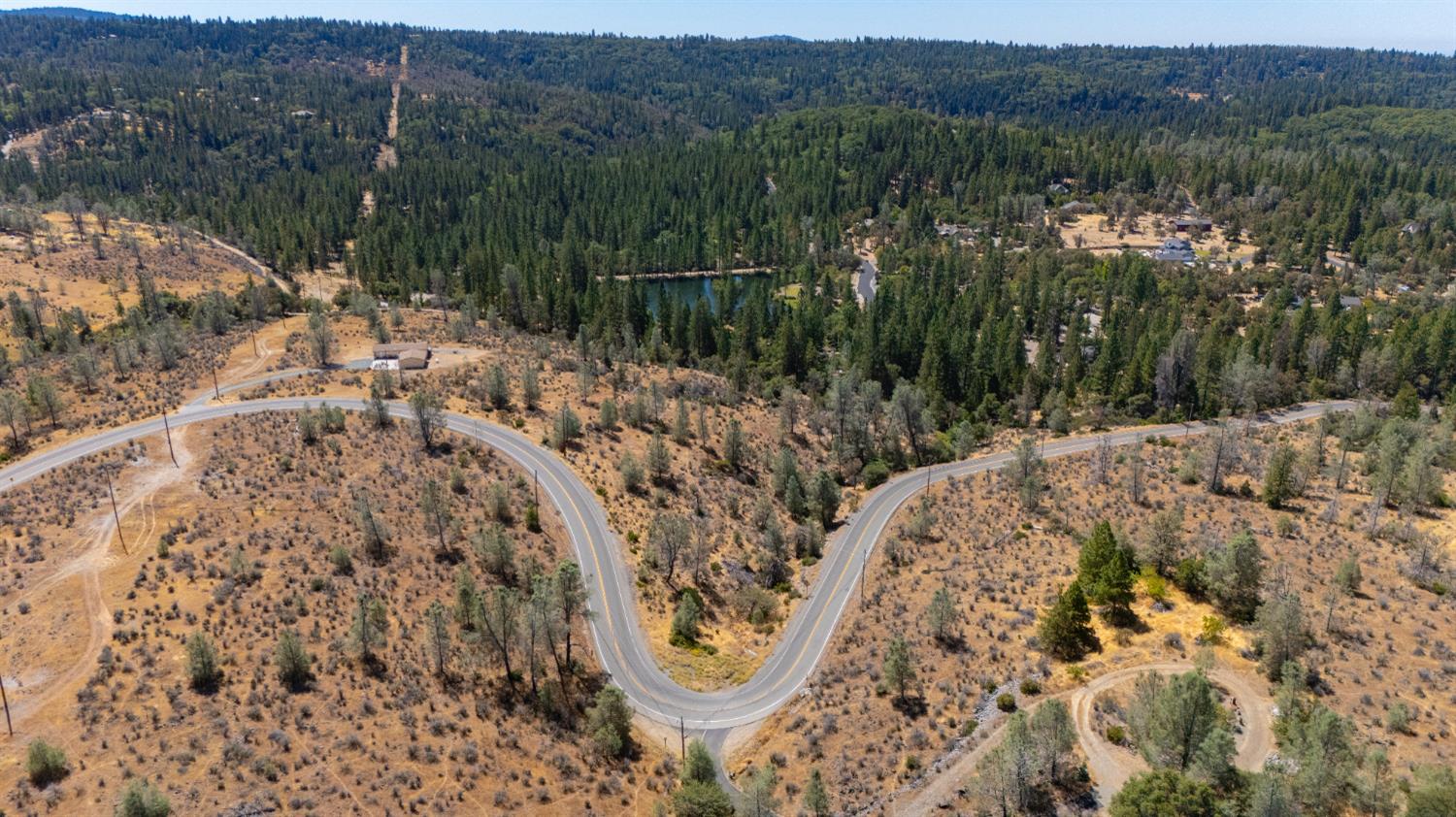 12141 Newtown Road Nevada City, CA 95959 - Photo 3 of 32