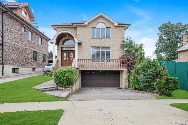 $1,700,000 | 252-25 Leith Road | Little Neck