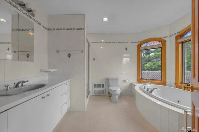 $1,700,000 | 252-25 Leith Road | Little Neck