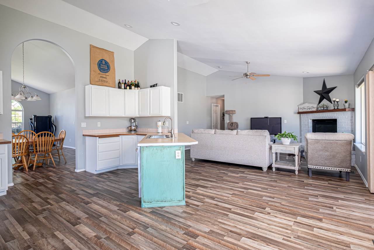 602 South Holiday Road Spokane Valley, WA 99016 - Photo 5 of 19