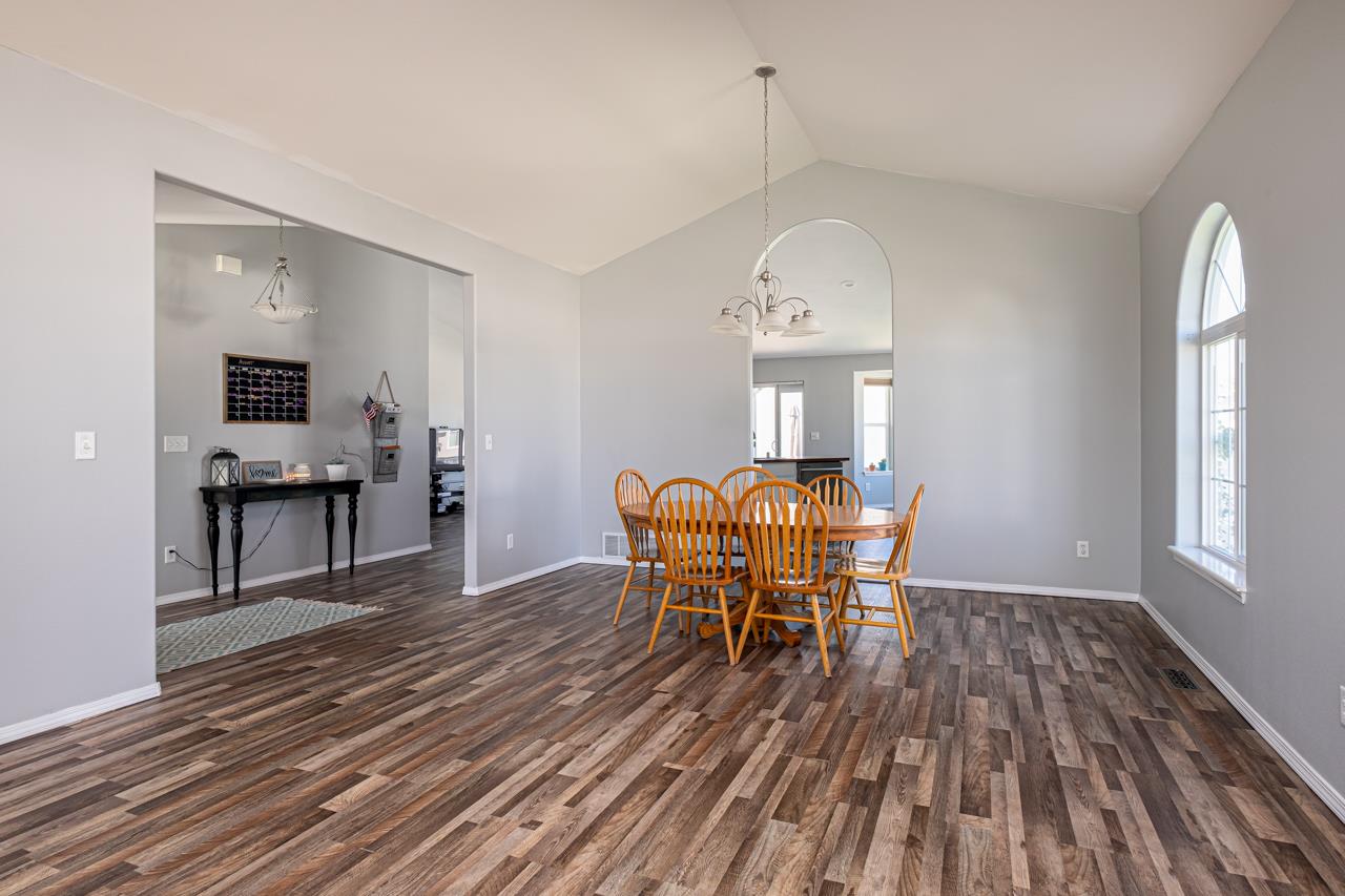 602 South Holiday Road Spokane Valley, WA 99016 - Photo 9 of 19