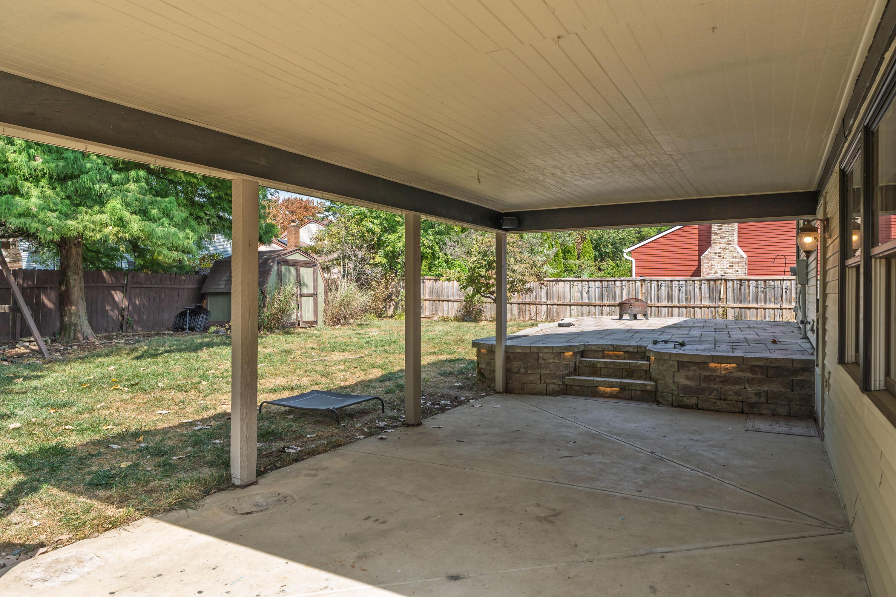 5879 Ravine View Court Columbus, OH 43231 - Photo 37 of 43 Covered patio