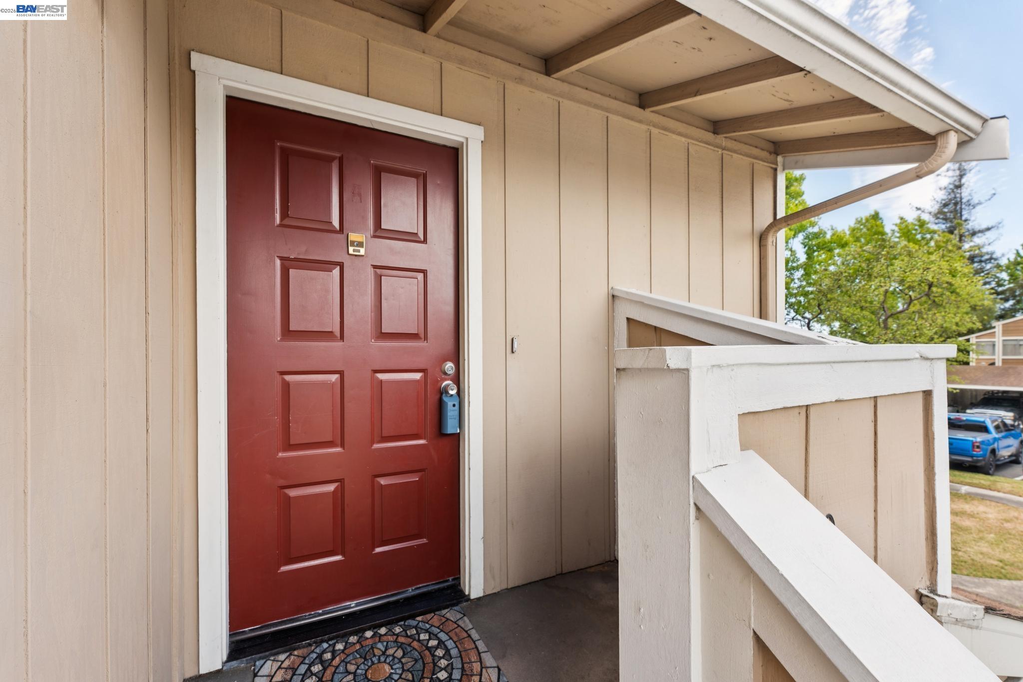 26 Raintree Court, Unit 30 Hayward, CA 94544 - Photo 2 of 65