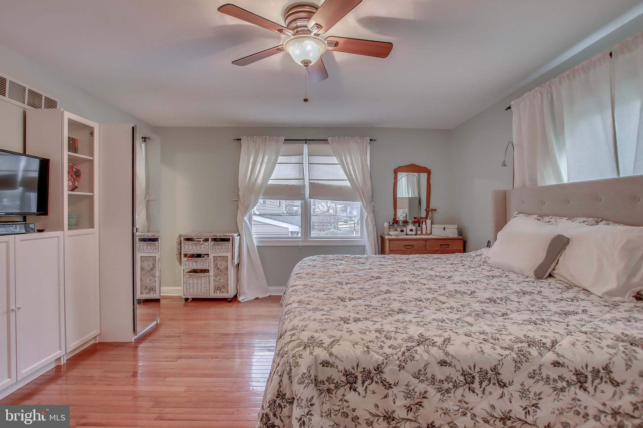 300 Hawarden Road Springfield, PA 19064 - Photo 12 of 28