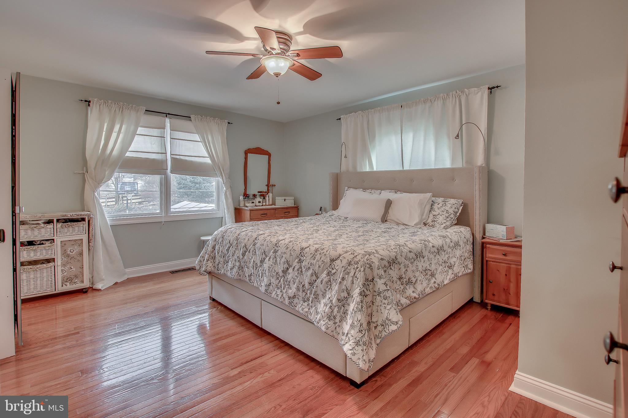 300 Hawarden Road Springfield, PA 19064 - Photo 13 of 28