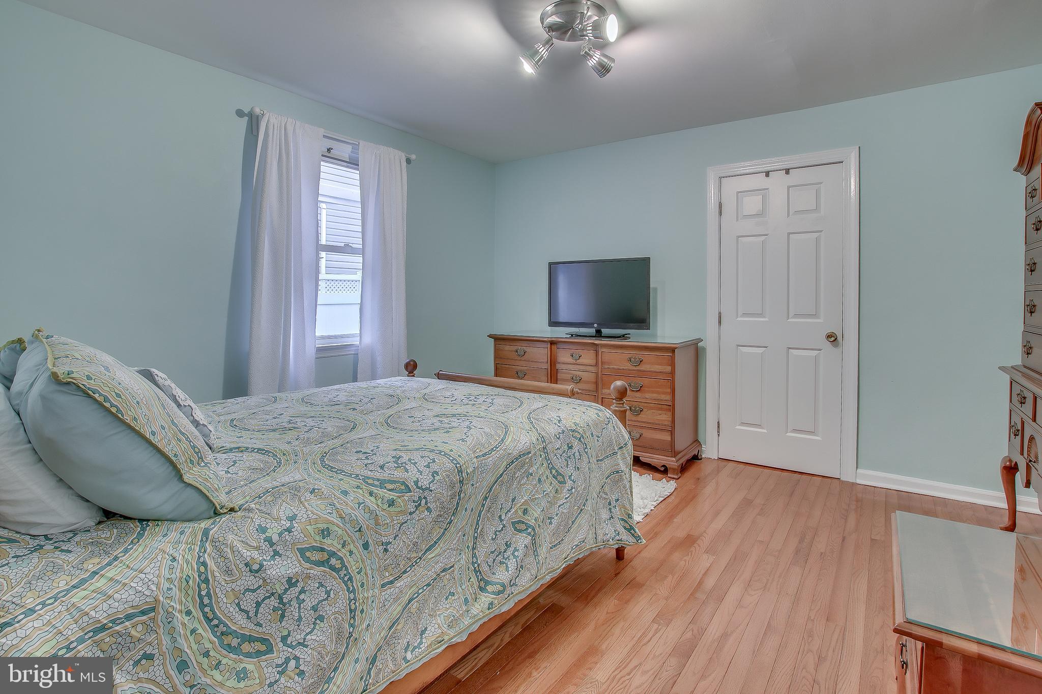 300 Hawarden Road Springfield, PA 19064 - Photo 16 of 28