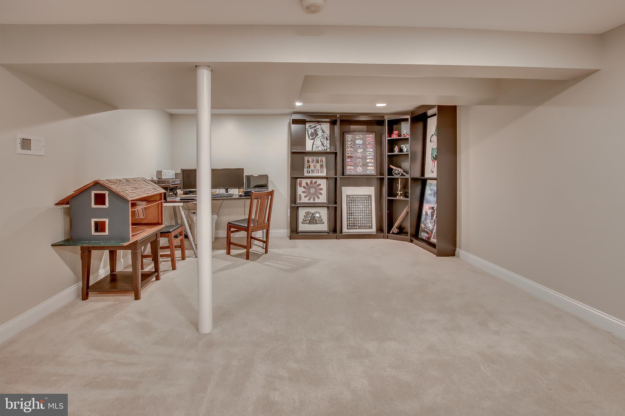 300 Hawarden Road Springfield, PA 19064 - Photo 18 of 28