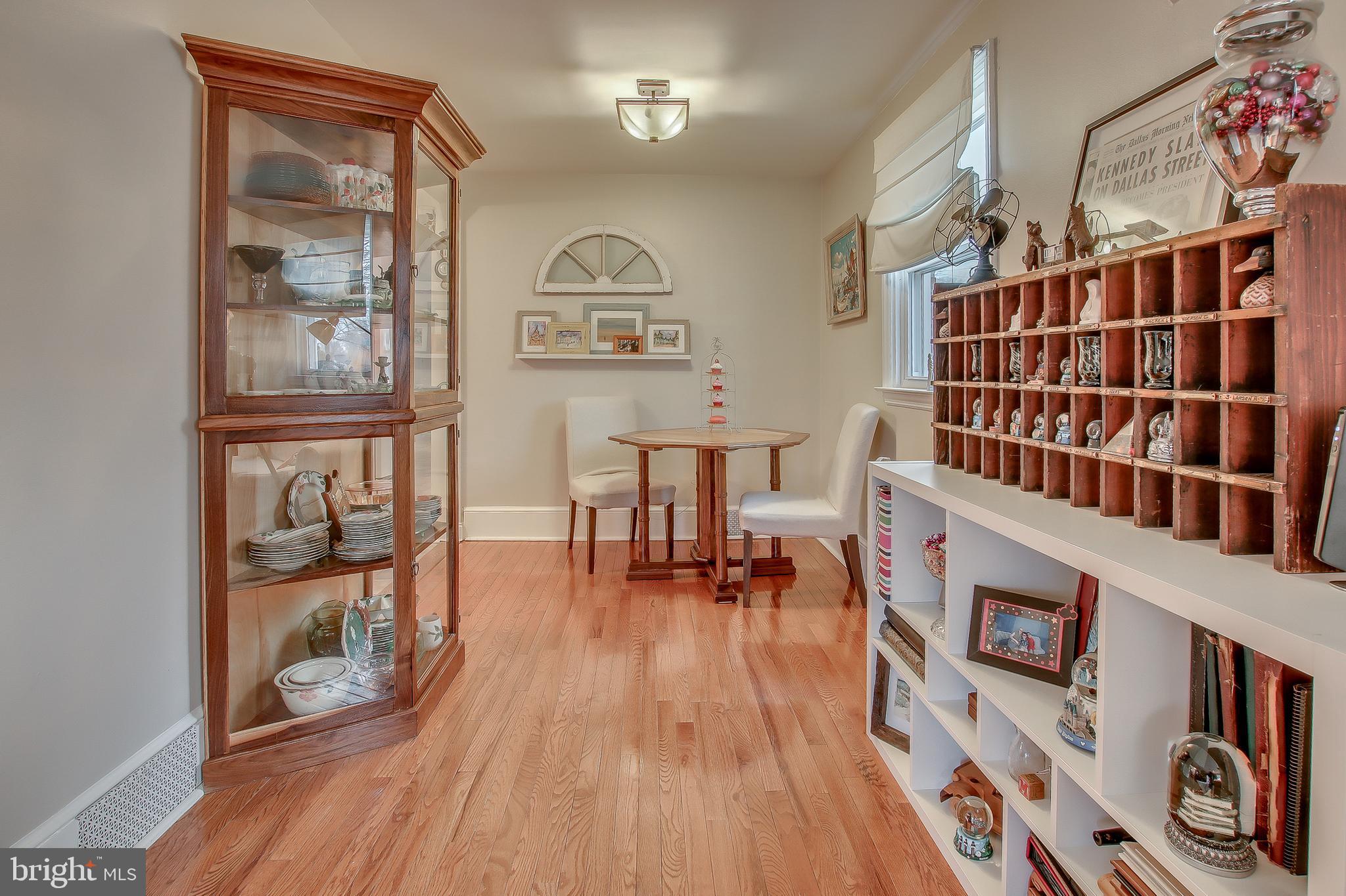 300 Hawarden Road Springfield, PA 19064 - Photo 4 of 28