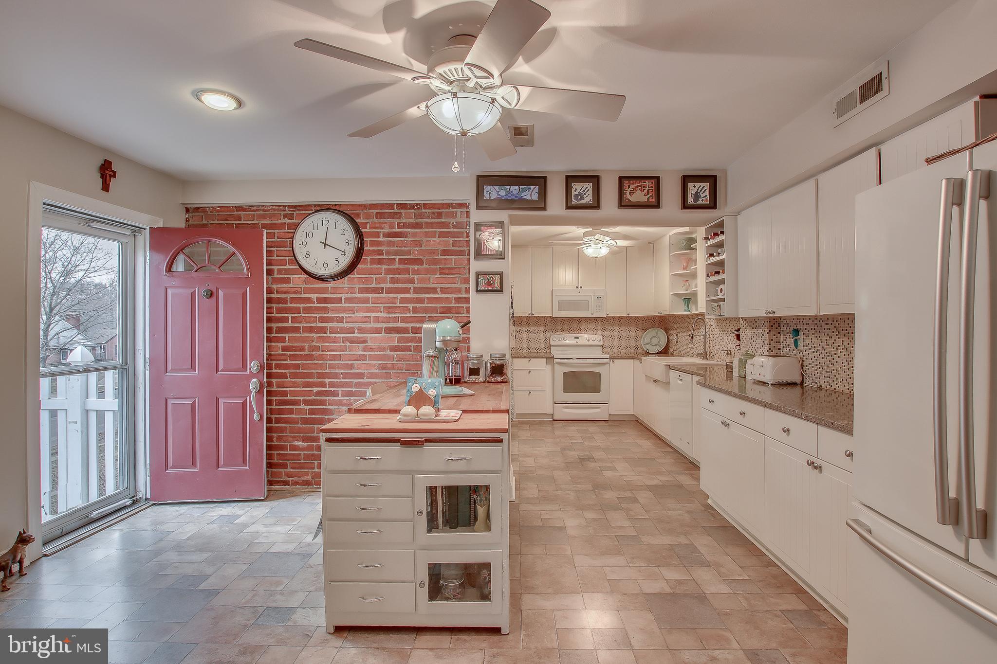 300 Hawarden Road Springfield, PA 19064 - Photo 6 of 28