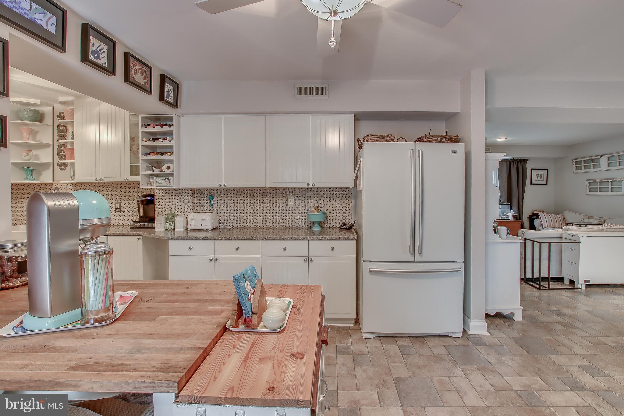 300 Hawarden Road Springfield, PA 19064 - Photo 7 of 28
