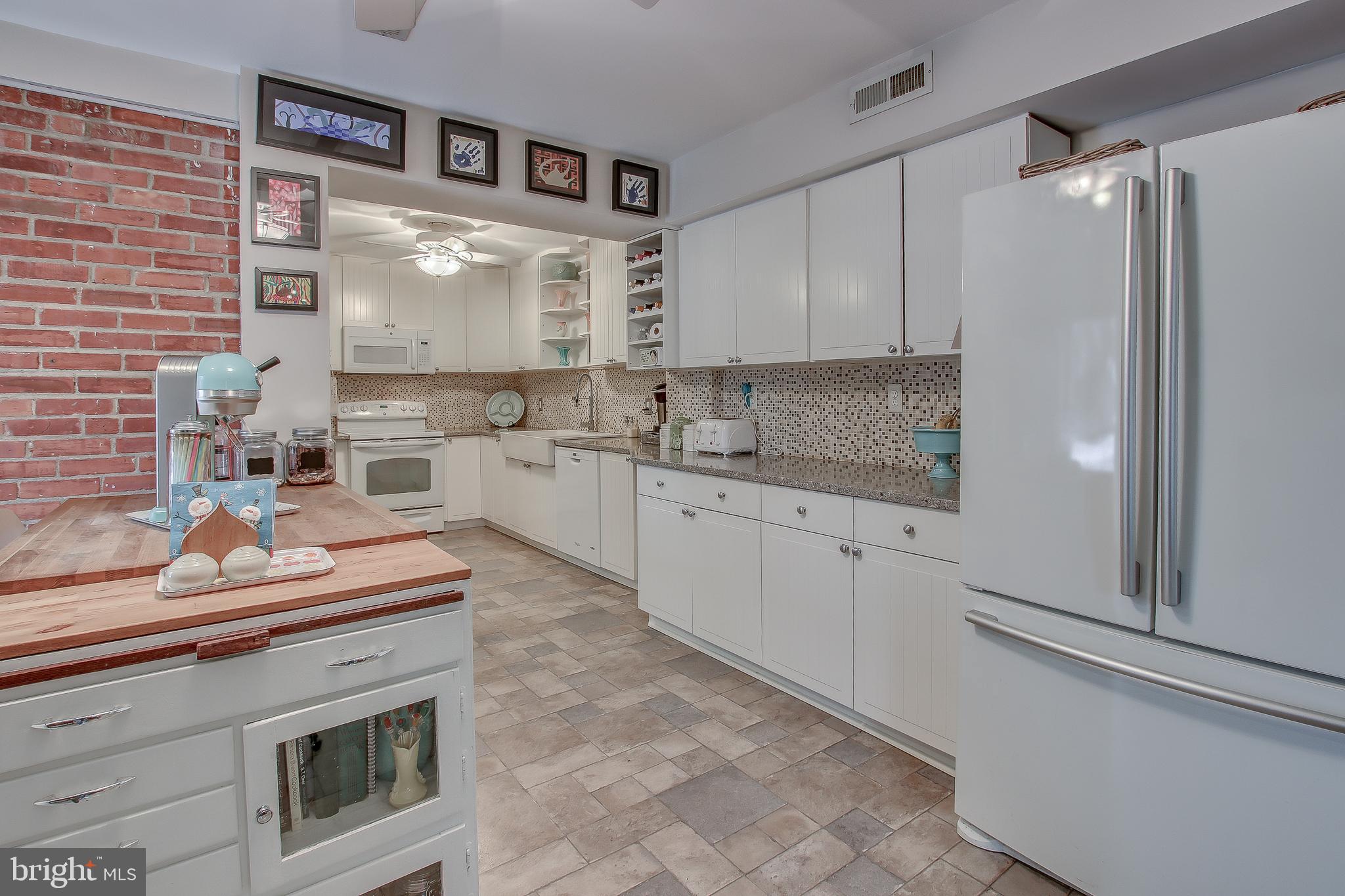 300 Hawarden Road Springfield, PA 19064 - Photo 8 of 28