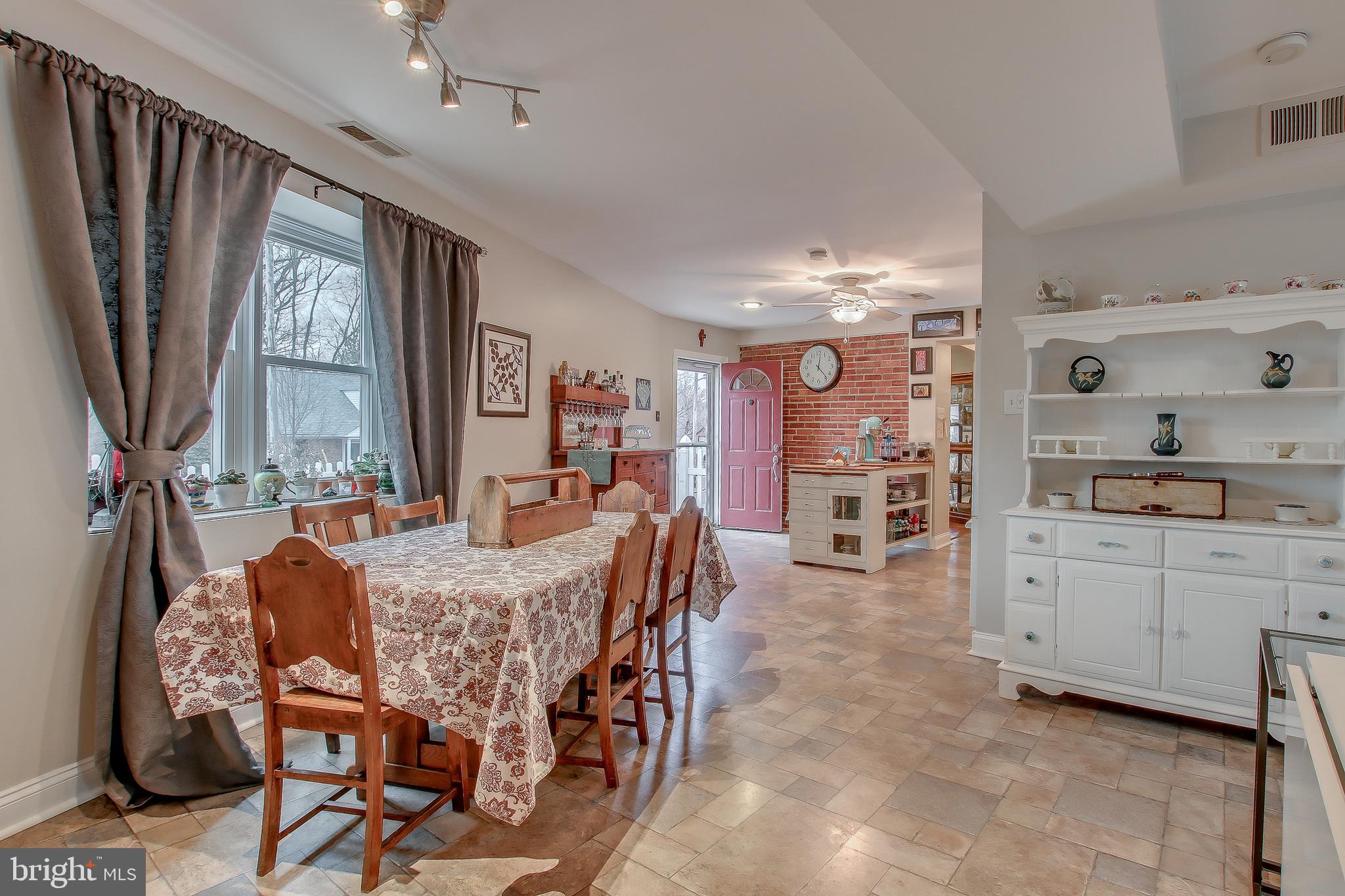 300 Hawarden Road Springfield, PA 19064 - Photo 9 of 28