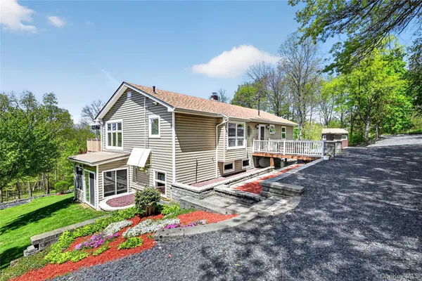 $595,000 | 77 Maidstone Drive, Walden, NY 12586