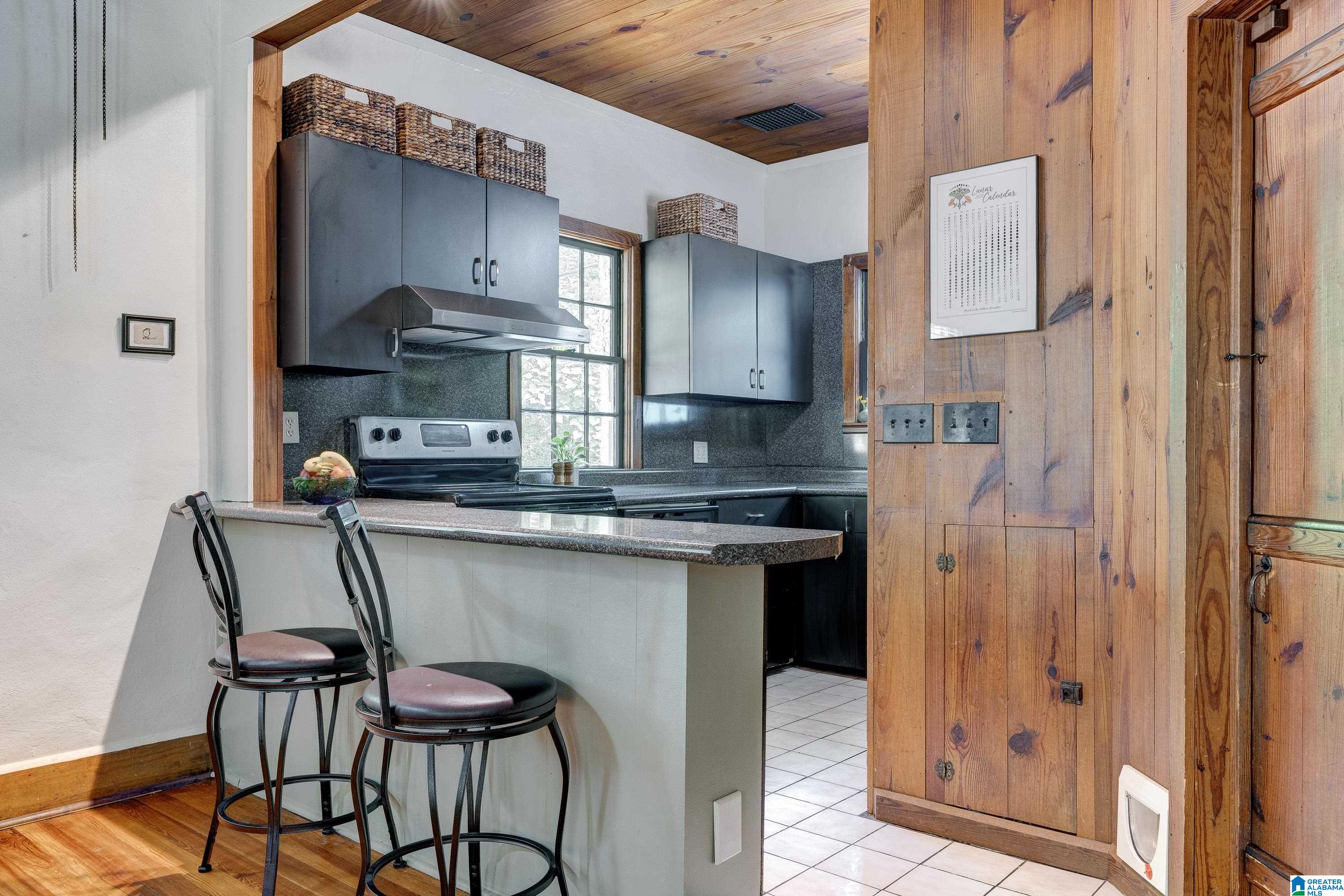 645 Ridge Road Birmingham, AL 35206 - Photo 8 of 38
