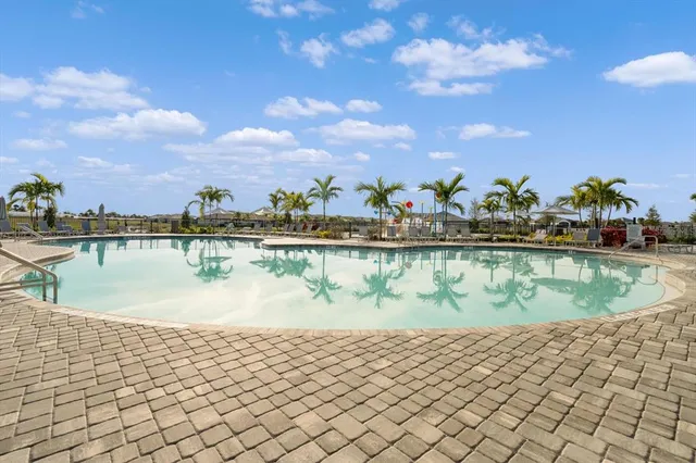 $2,700 | 14768 Lyla Terrace, Bradenton, FL 34211