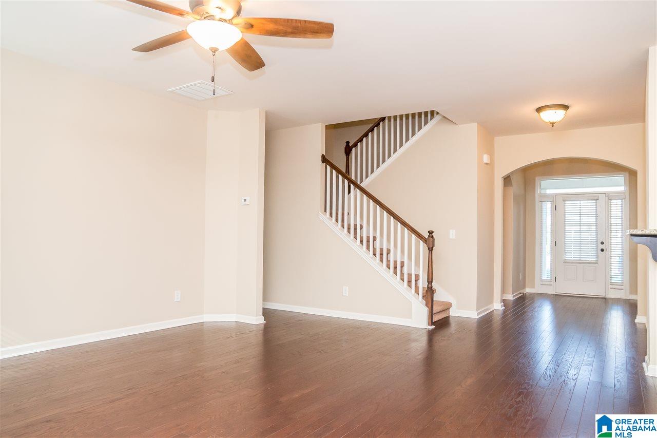 1041 Merion Drive Calera, AL 35040 - Photo 8 of 49