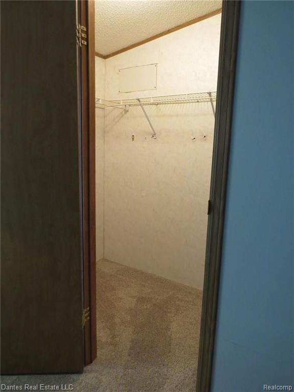 2500 Mann Road, Unit 421 Clarkston, MI 48346 - Photo 23 of 32