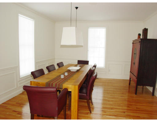 4 Reeve Street Acton, MA 01720 - Photo 3 of 14 Gallery Image 3