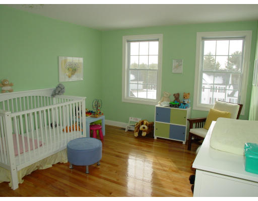 4 Reeve Street Acton, MA 01720 - Photo 6 of 14 Gallery Image 6