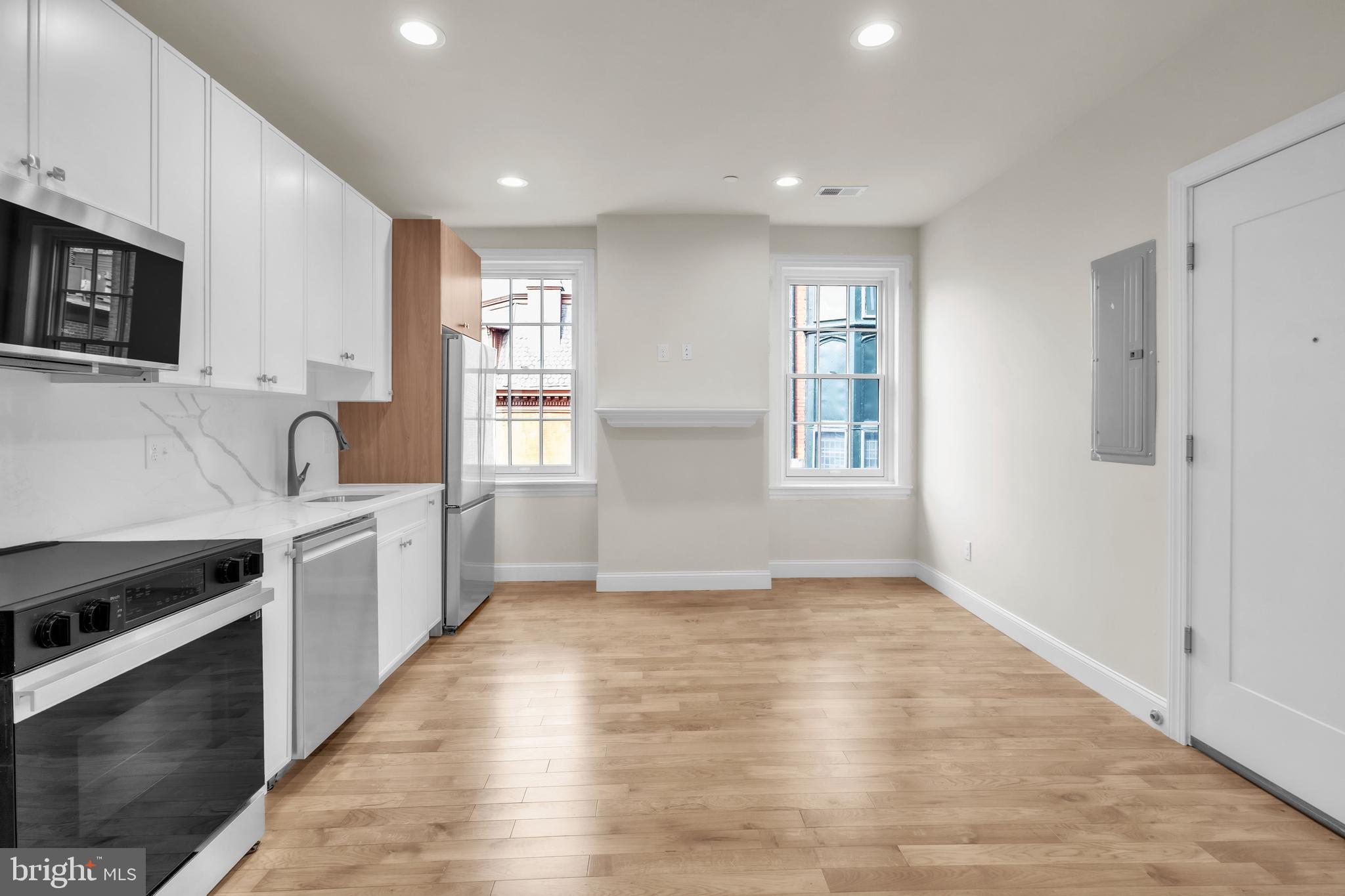 333 South 21st Street, Unit 3 Philadelphia, PA 19103 - Photo 2 of 15