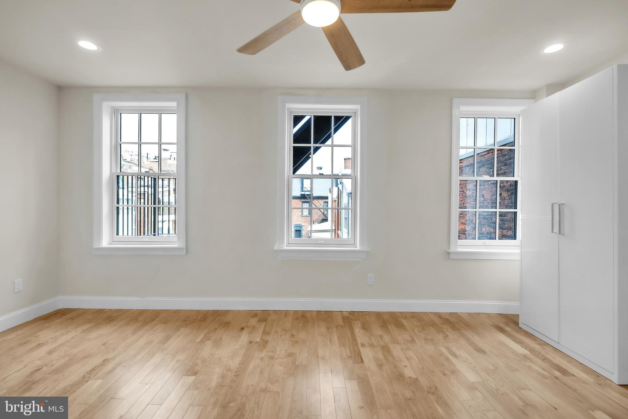 333 South 21st Street, Unit 3 Philadelphia, PA 19103 - Photo 4 of 15