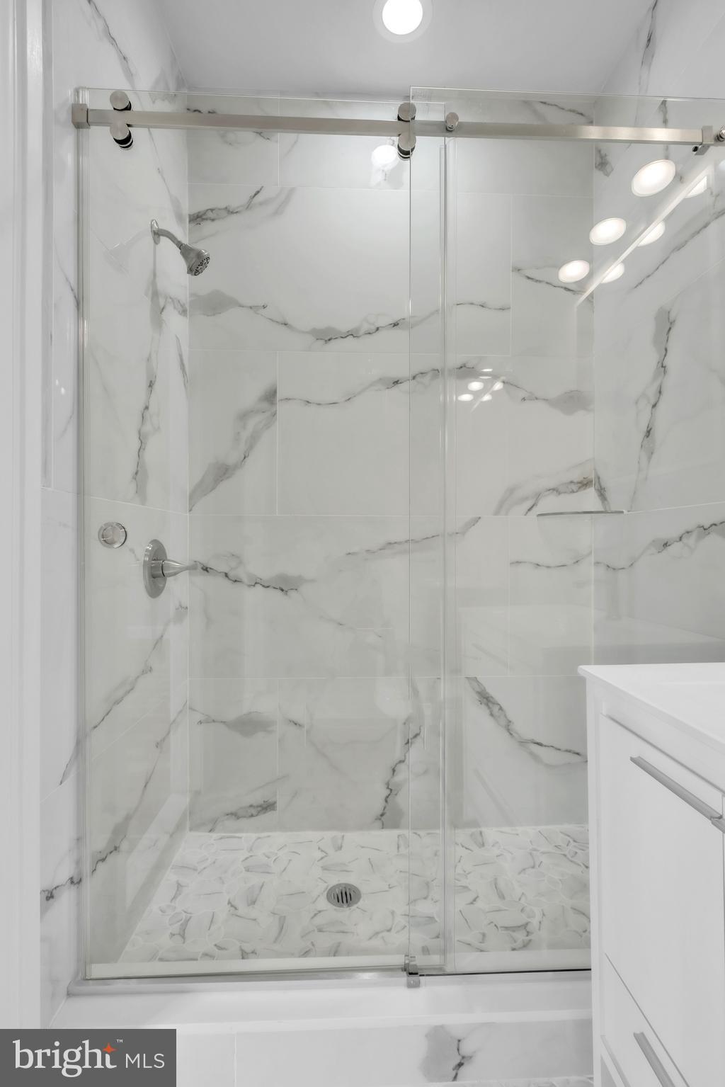 333 South 21st Street, Unit 3 Philadelphia, PA 19103 - Photo 5 of 15