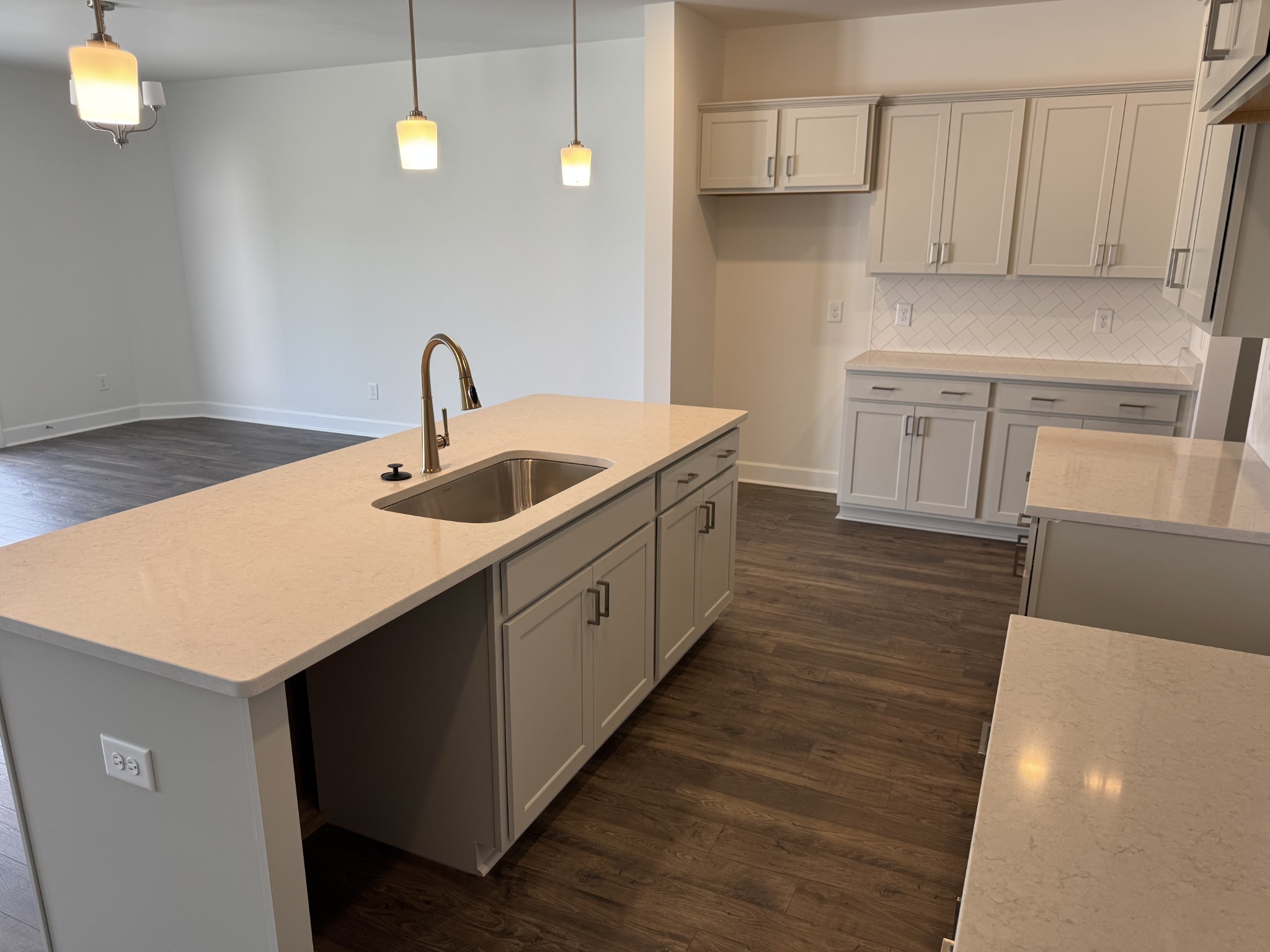 1085 June Wilde Ridge Spring Hill, TN 37174 - Photo 3 of 19 Gallery Image 3