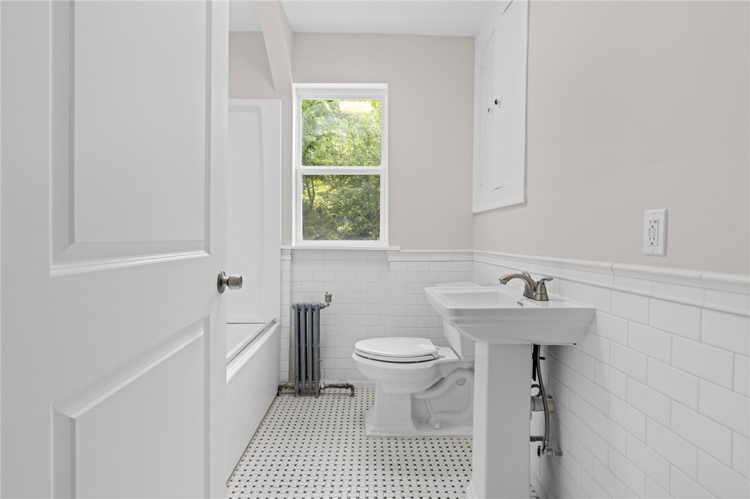 2915 Post Road, Unit 1 Warwick, RI 02886 - Photo 30 of 50