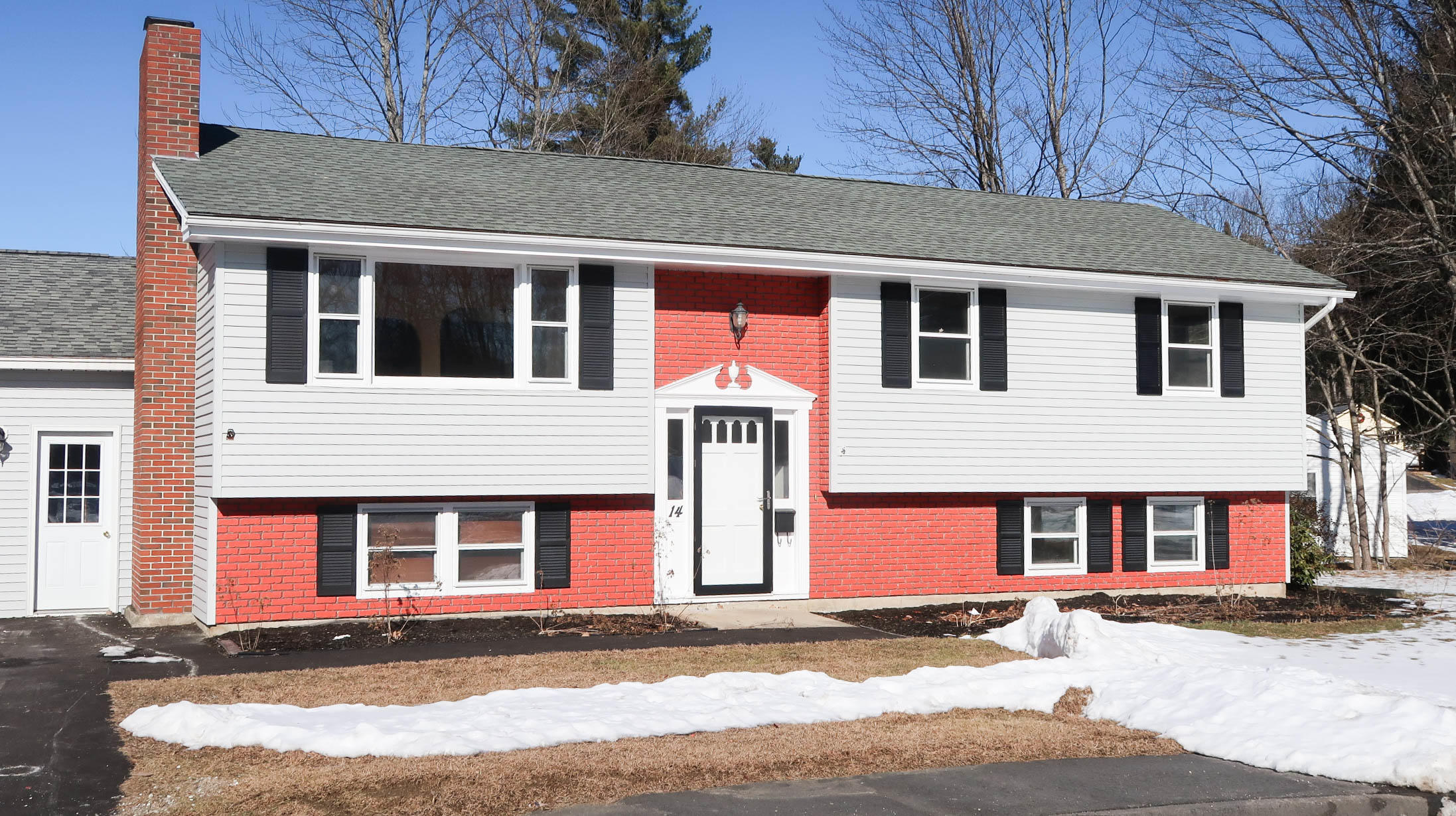 14 Indian Ridge Street Augusta, ME 04330 - Photo 2 of 32 IMG_0101