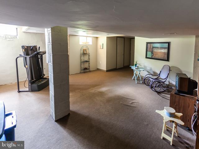428 Hillcrest Road York, PA 17403 - Photo 24 of 35